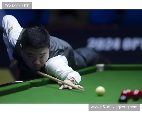 斯诺克公开赛丁俊晖状态回升,成功晋级八强,斯诺克大奖赛 丁俊晖